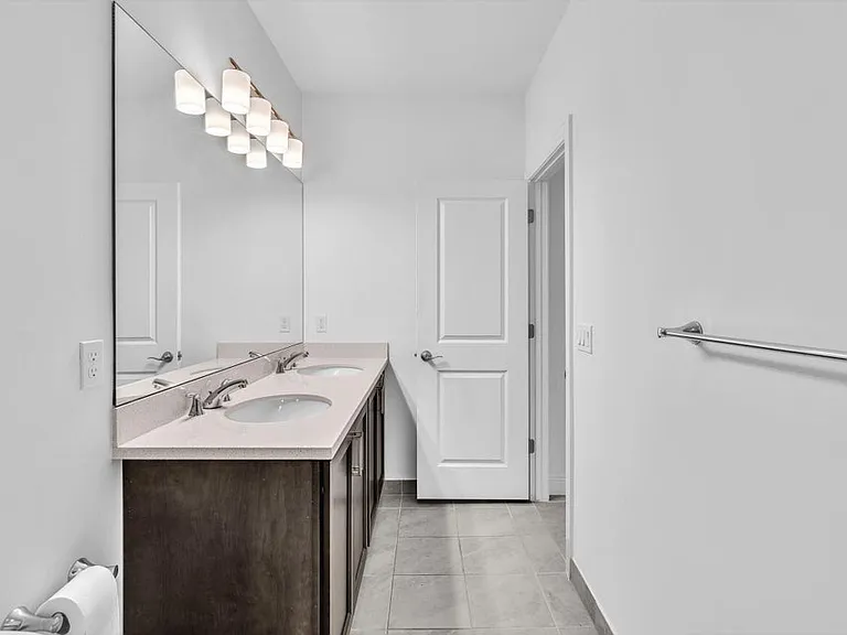 556 Sanderling Cir #0 — Photo 24