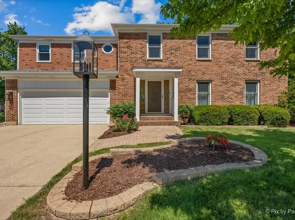 1280 Pembrook Cir, Roselle, IL 60172