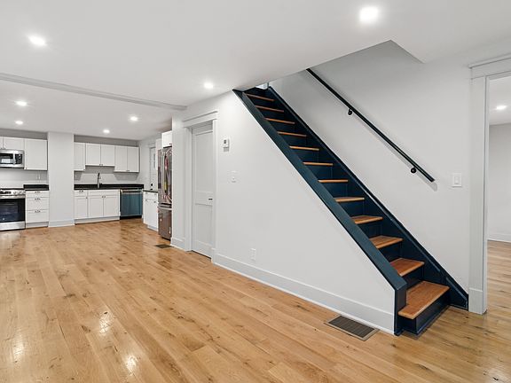3rd image of 317 James St