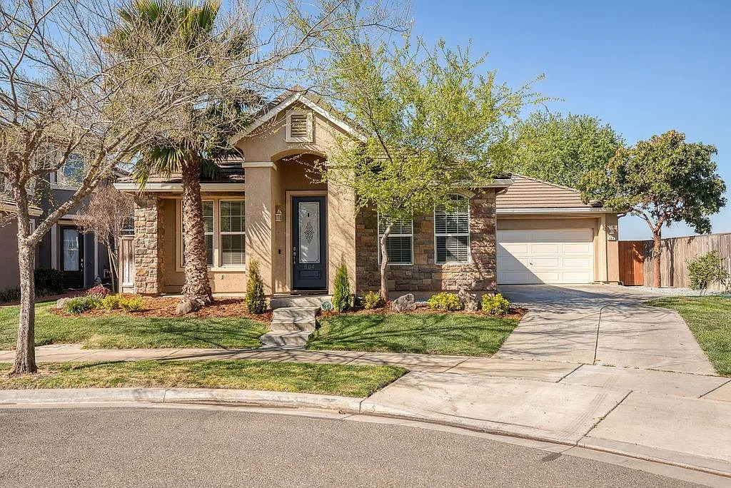 504 Gelding Ct photo 1