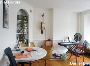 5 Walnut Ter #1, Newtonville, MA 02460