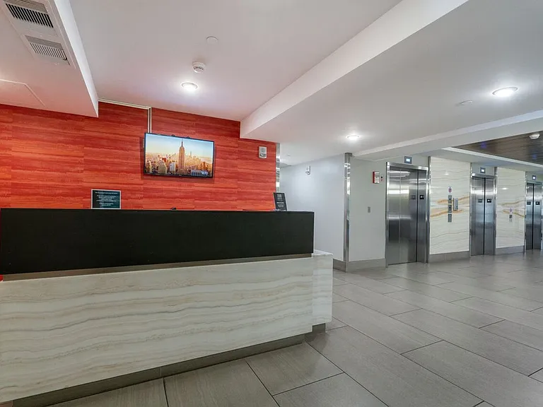 7000 Hawaii Kai Dr — Photo 15