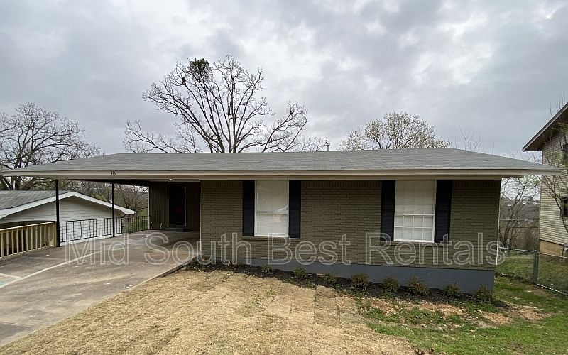1st image of 416 Sierra Madre Dr