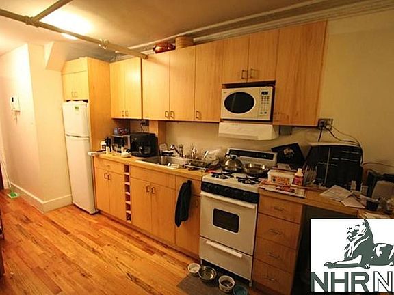 3rd image of 140 W 15th St APT 2A