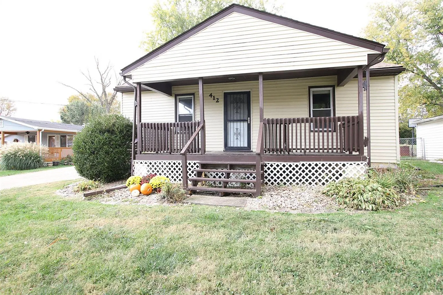 412 Winona St photo 1