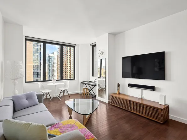 101 W 24th St APT 25H, New York, NY 10011