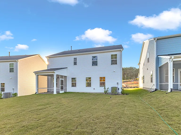 3808 Mason Bluff Dr — Photo 32