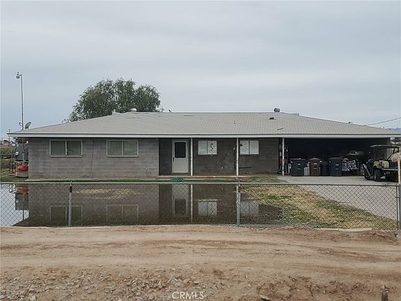 2nd image of 1007 N Broadway