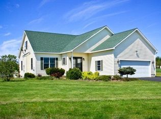 1 Darin Ave, Morrisonville, NY 12962