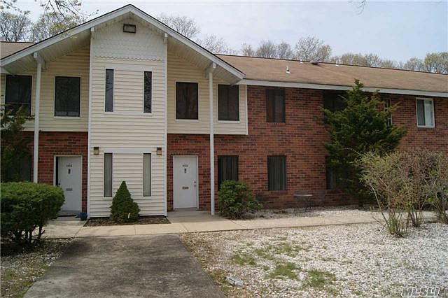 1st image of 23 Houston Ct