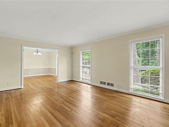 4th image of 4725 Kitty Hawk Pl