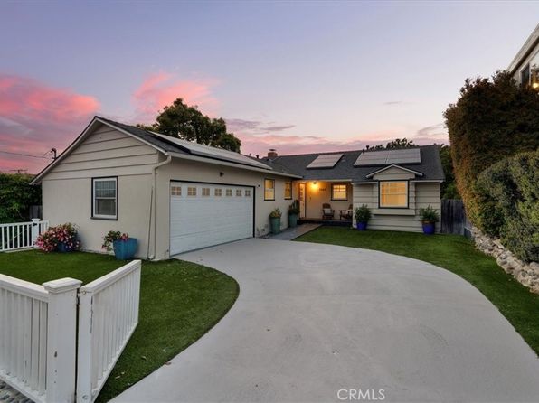 1145 8th St, Hermosa Beach, CA 90254