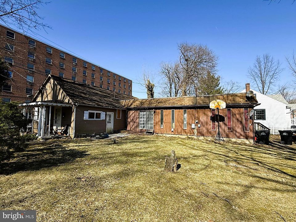 1st image of 1016 Old Boalsburg Rd