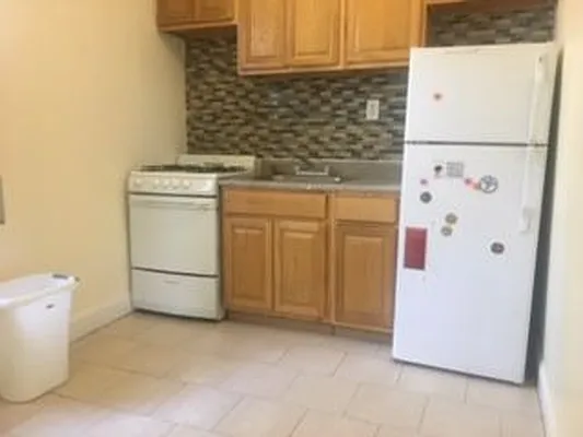 Rented by Besen Partners, LLC | media 8