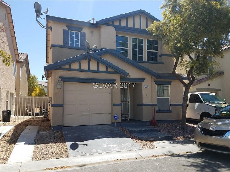 1st image of 1226 Golden Apple St