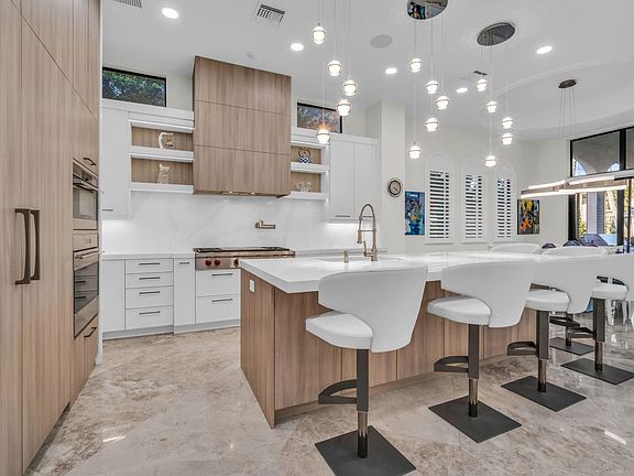 4th image of 7328 Ballantrae Court