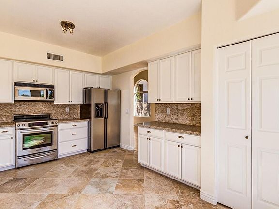 4th image of 1103 S Cottonwood Ct