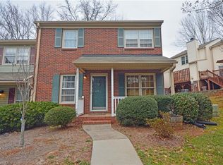 2721 Crosswinds Dr, Winston Salem, NC 27127