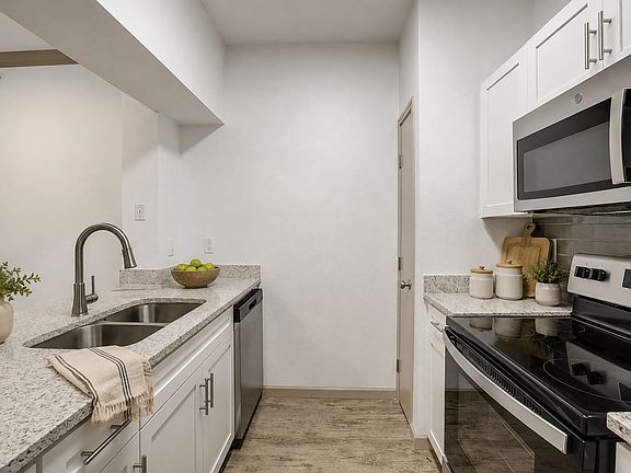 3rd image of 15835 Foothill Farms Loop #27