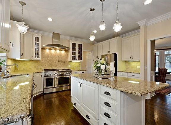 4th image of 28430 Oak Ct