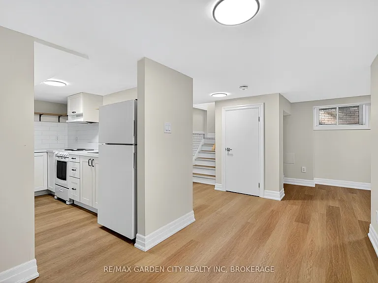 104 Carrick Ave #LOWER — Photo 7