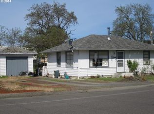 30 NW Civil Bend Ave, Winston, OR 97496