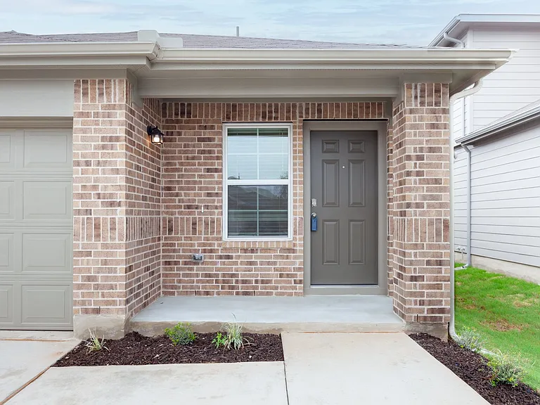 128 Granary Dr — Photo 2