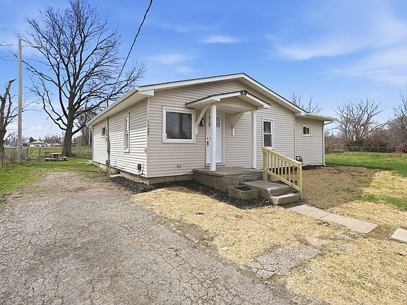 2nd image of 1127 Rumsey Rd