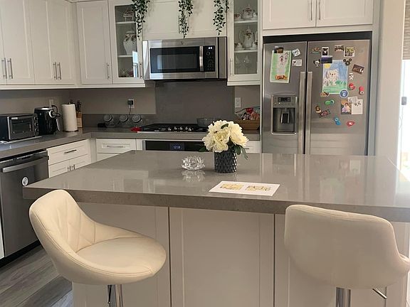3rd image of 10815 Olivia Way