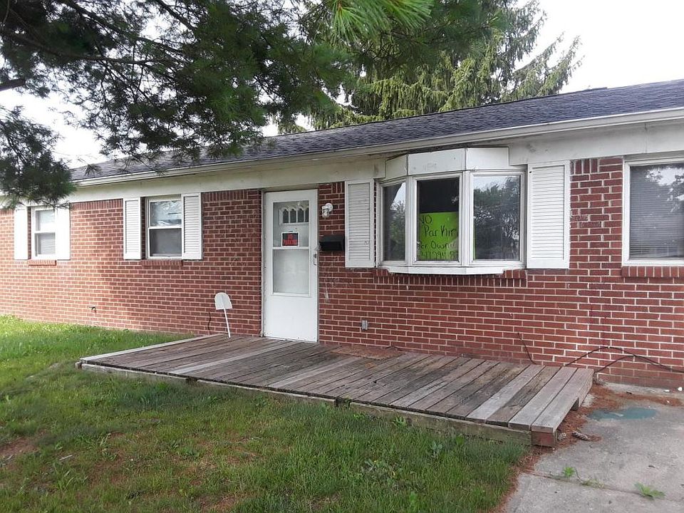 1st image of 2950 Mildred Dr