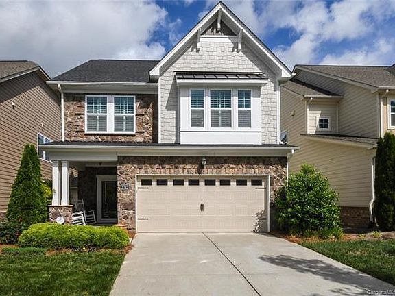 2nd image of 3712 Highland Castle Way