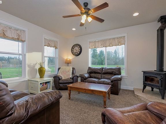 5th image of 31520 NE 26th Ave