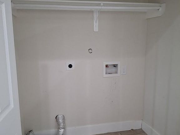 5th image of 7851 Hanna St #B