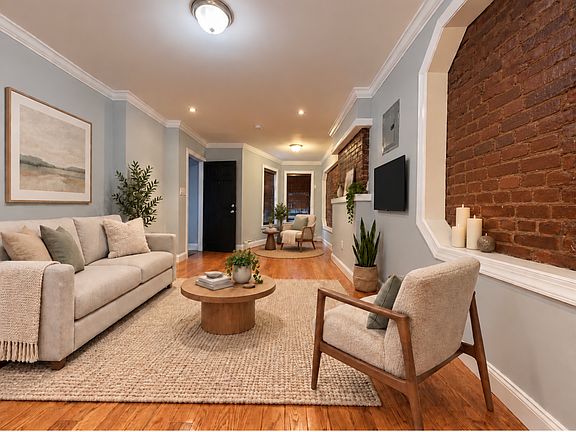 5th image of 136 Patchen Ave #1