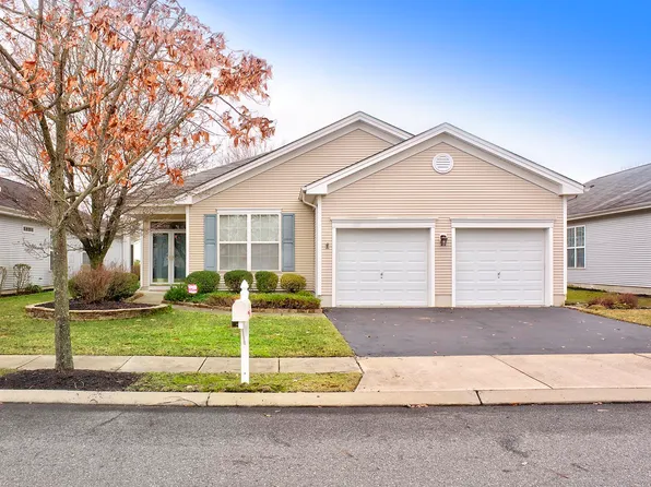 11 Wicklow Ter, Galloway, NJ 08205