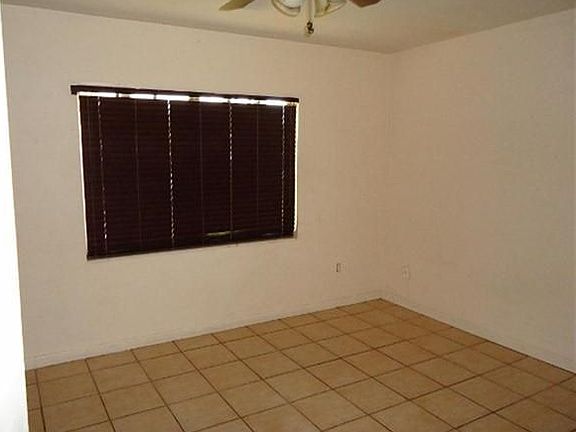 4th image of 19640 Sterling Dr