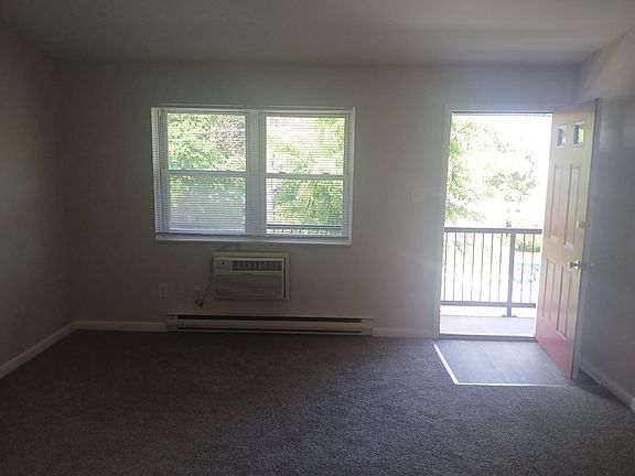 3rd image of 375 N Mitchell Ave APT 10