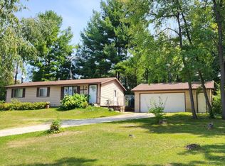 1824 Lynn Dr, Marengo, IL 60152