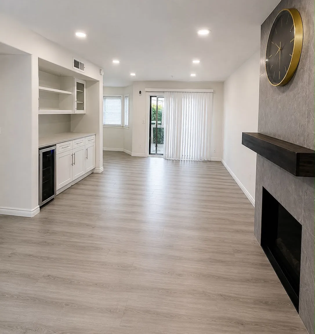 3 bed, 2.5 bath, 1457 sqft, $4,450 — Photo 4