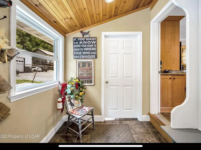2255 Lakeside Dr #2 — Photo 22
