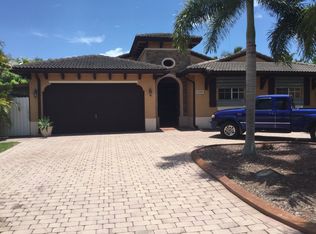 19903 SW 129th Ct, Miami, FL 33177