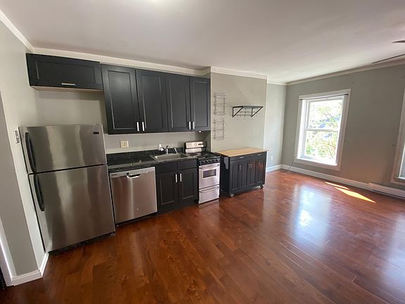 5th image of 24 Dove St APT 2