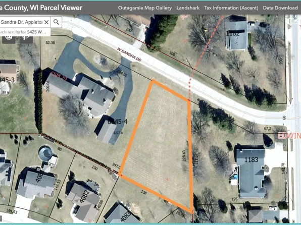 5425 W Sandra Dr, Appleton, WI 54913