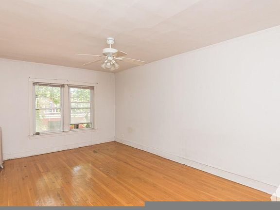 3rd image of 5139 N Wolcott Ave #5135-2