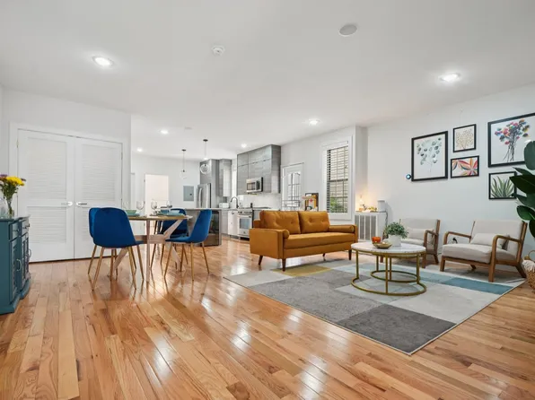 72 Columbia Avenue image 2 of 28