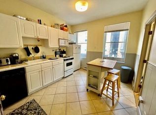 5 Battery St #2, Boston, MA 02109