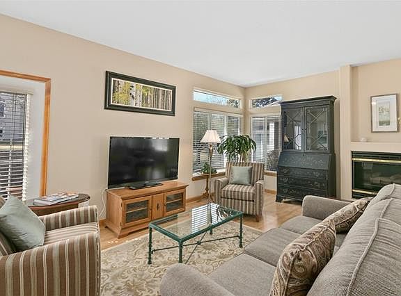 4th image of 5353 W Iliff Dr