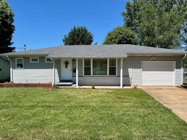 707 S 7th St, Owensville, MO 65066