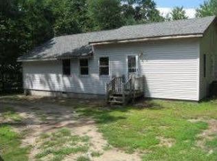 69 Robin St, Franklin, NH 03235