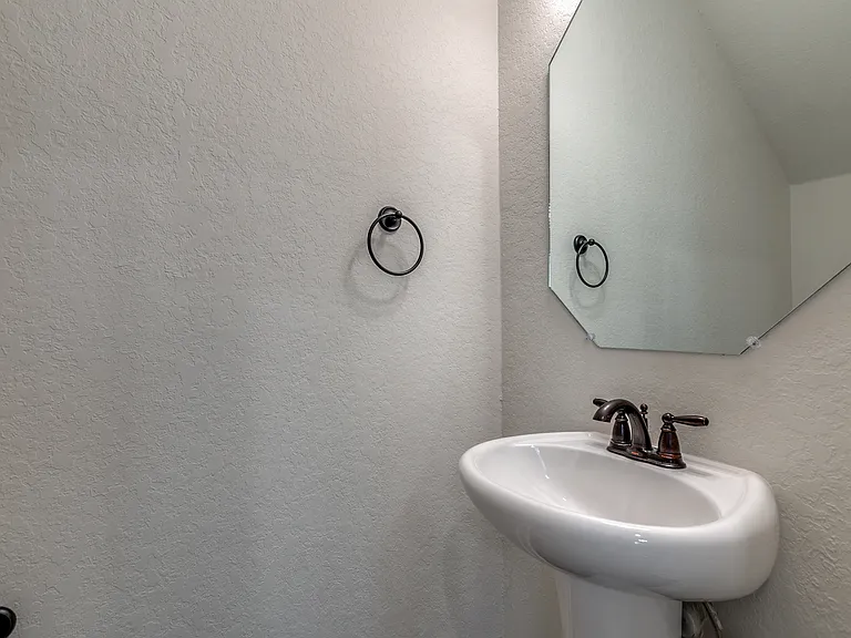 10314 Lynwood Vlg #102 — Photo 12